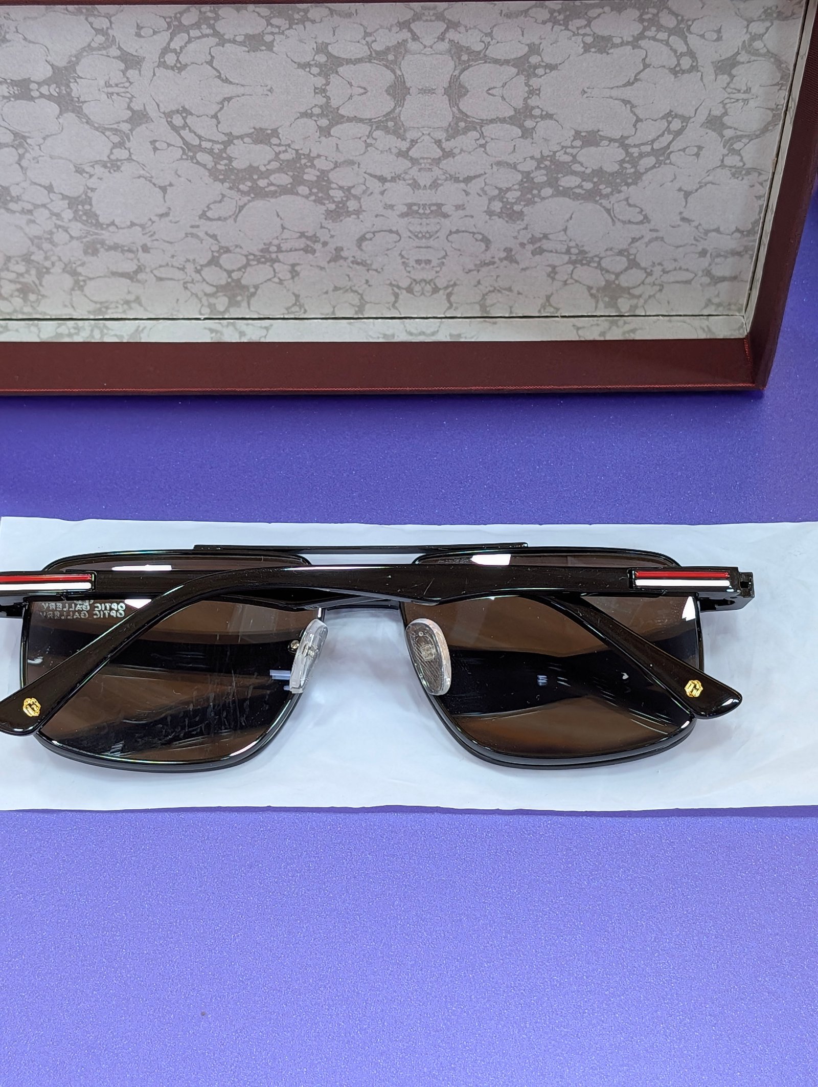 Clip On 01976