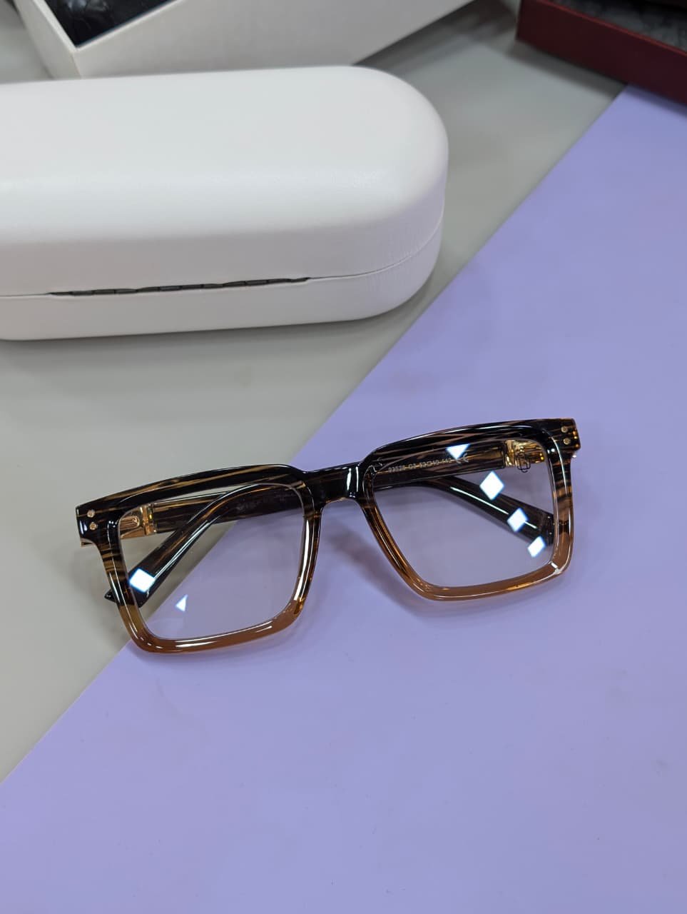 OG Brown Unbreakable | Luxury Gradient Frame