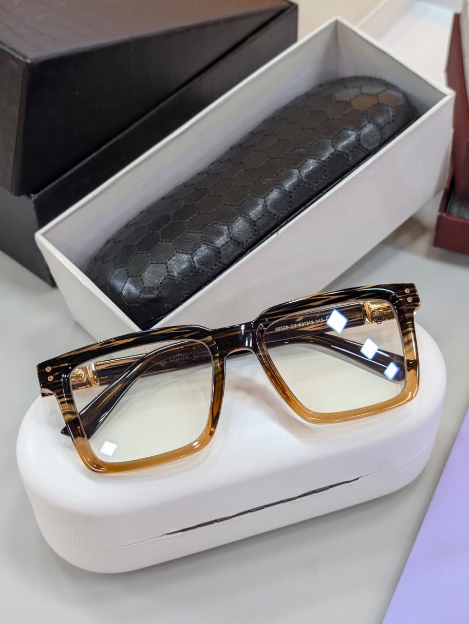 OG Brown Unbreakable | Luxury Gradient Frame