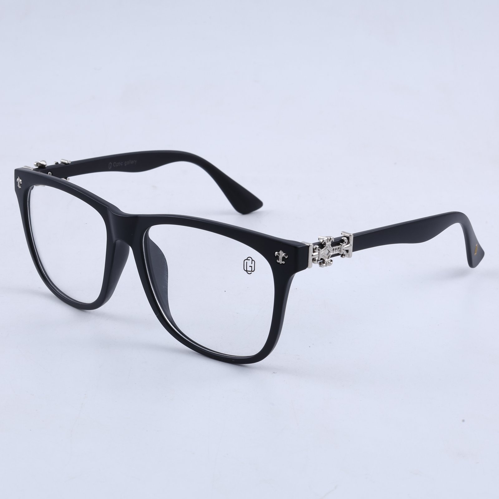 OG Noir Crest Clip-On | Matte Black Magnetic Clip-On Sunglasses with Amber Vision Lenses & Silver Luxe Hinges