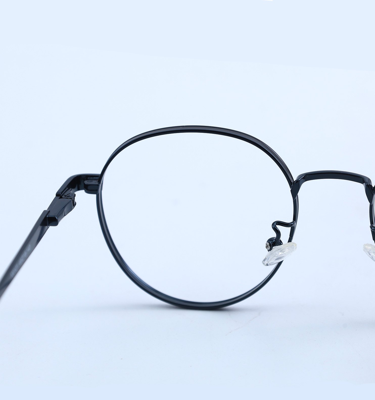 OG Round Metal Blue Block Photochromic Eyeglasses | UV Adaptive Full Rim Optical Frame